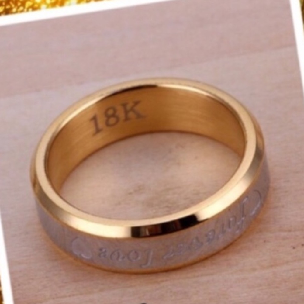 New 18K Gold "FOREVER LOVE" Ring - Picture 2 of 4